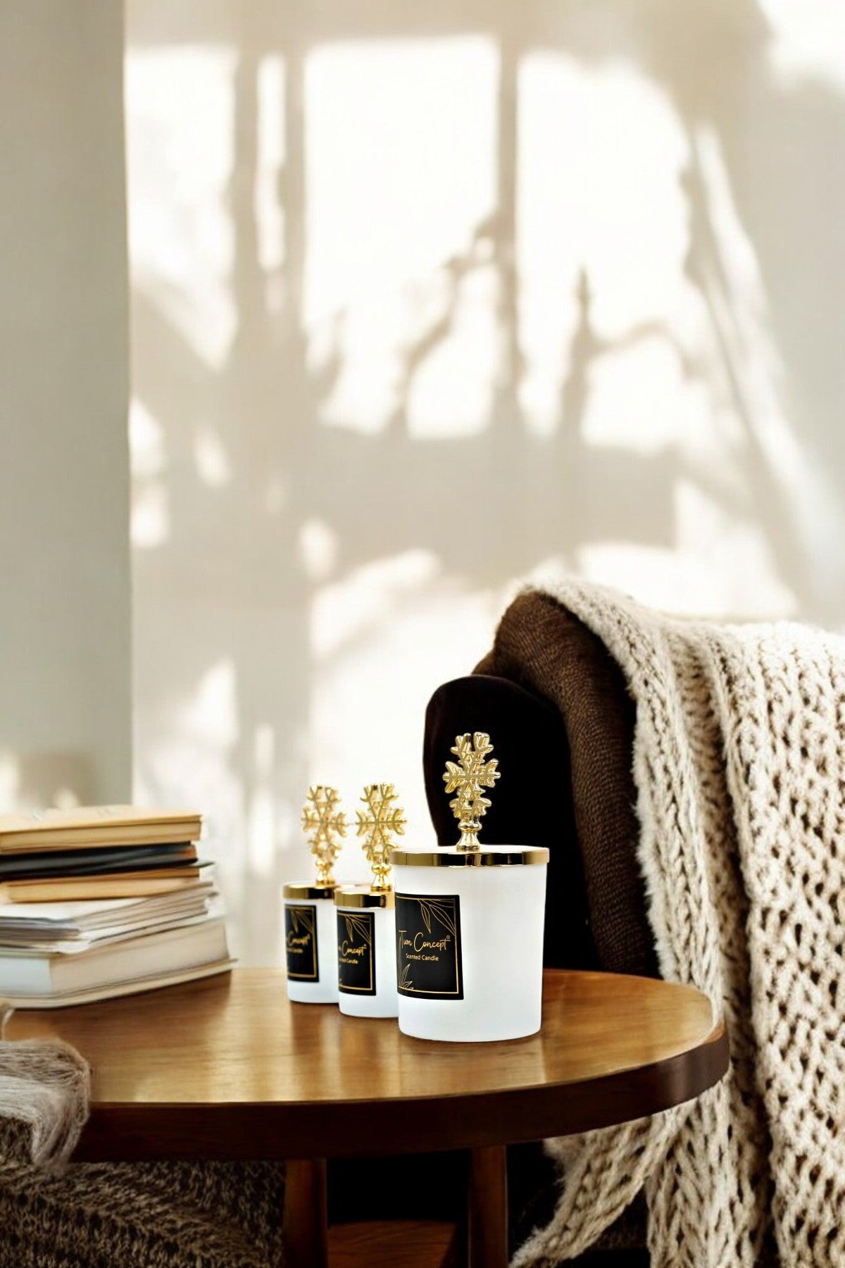 Yılbaşı Dekoratif Hediye Kutulu Vanilya Kokulu Gold Kar Taneli 3lü Beyaz Bardak Mum Seti