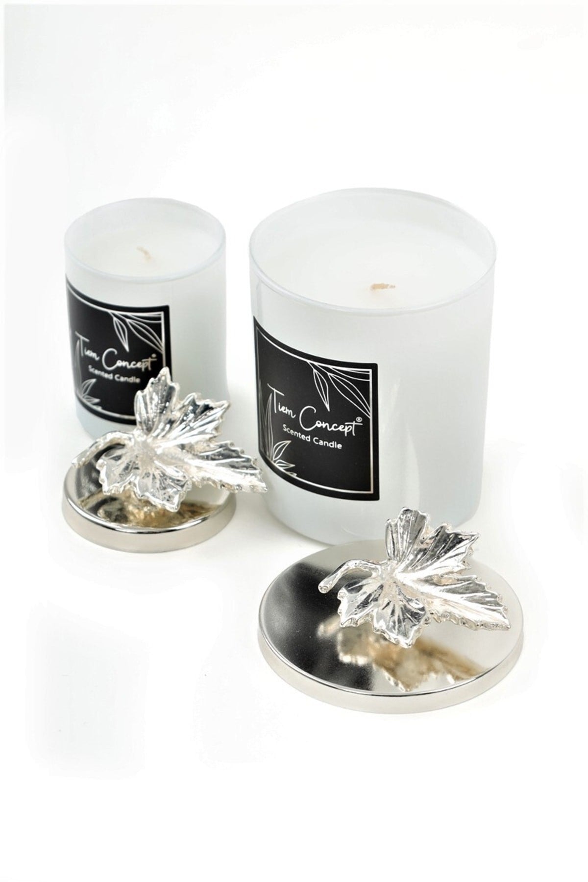 Dekoratif Gümüş Yapraklı Vanilya Kokulu 2'li Beyaz Bardak Mum Seti