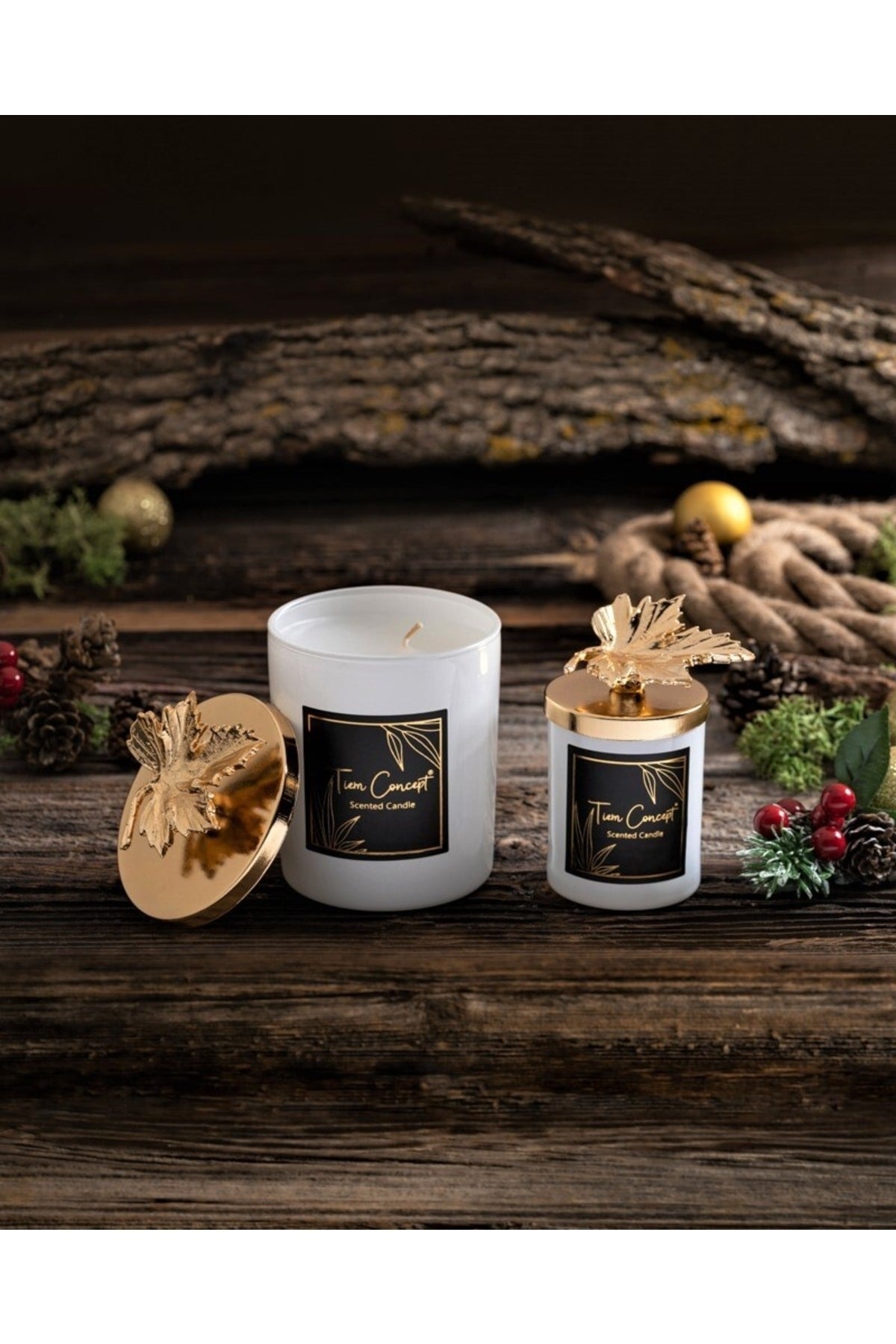 Dekoratif Gold Yapraklı Vanilya Kokulu 2'li Beyaz Bardak Mum Seti
