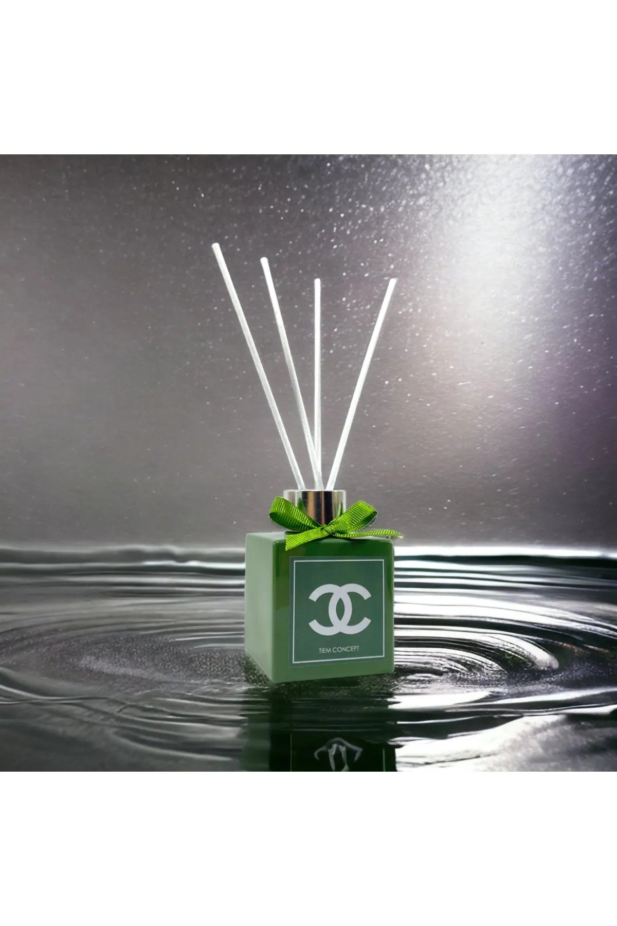 Dekoratif Vanilya Kokulu Yeşil Parlak Şişeli 100 ml Oda Kokusu