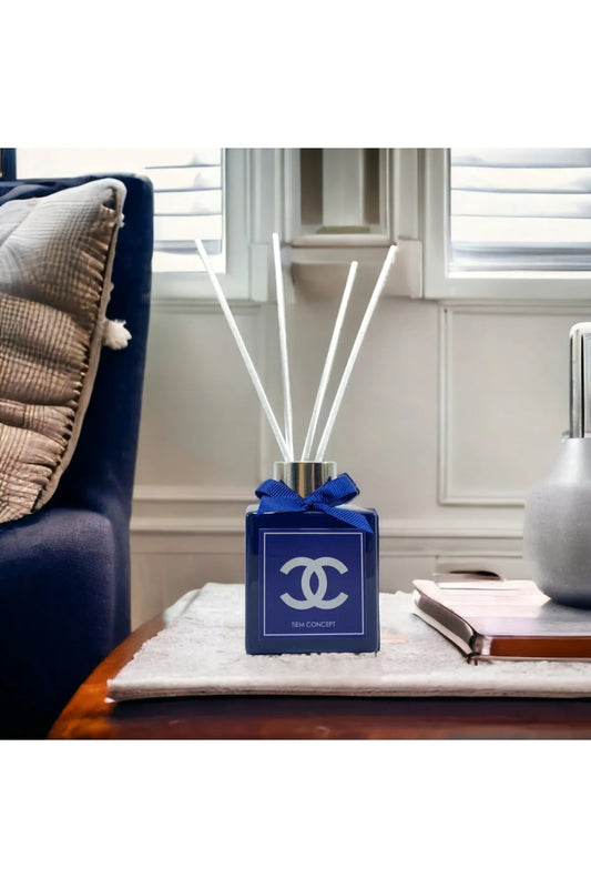 Dekoratif Vanilya Kokulu Lacivert Parlak Şişeli 100 ml Oda Kokusu