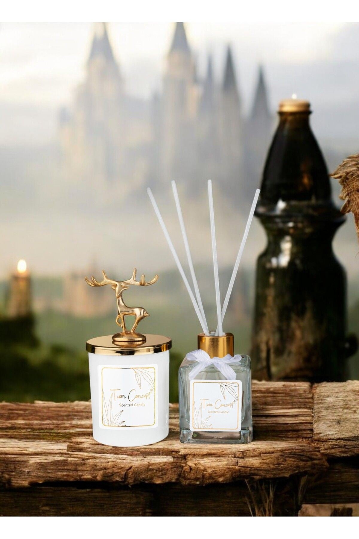 Geyik Başlıklı Gold Detaylı Çubuklu Oda Kokusu 100 ml ve Beyaz Bardak  Mum Seti