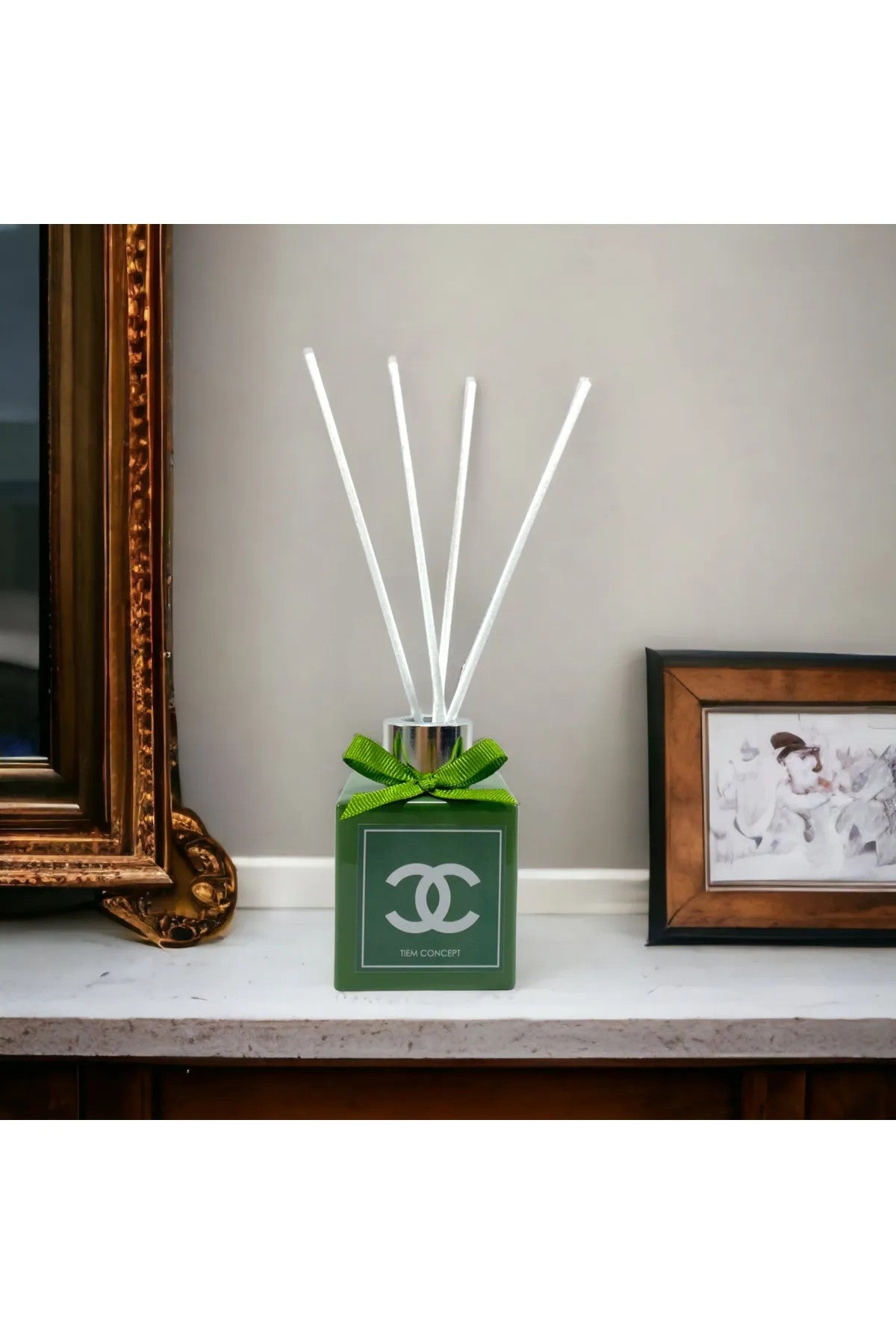 Dekoratif Vanilya Kokulu Yeşil Parlak Şişeli 100 ml Oda Kokusu