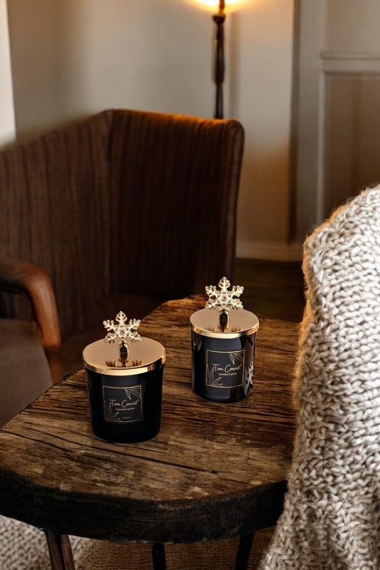 Tiem Concept Decorative Special Design Gold Snowflake Headed 2-Piece Black Glass Candle Set