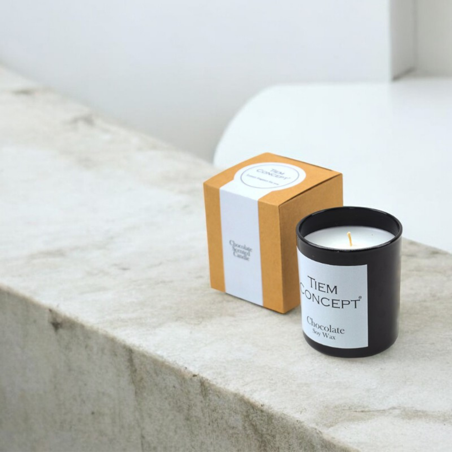 100% Soy Candle Chocolate Scented Black Color Boxed Glass Candle