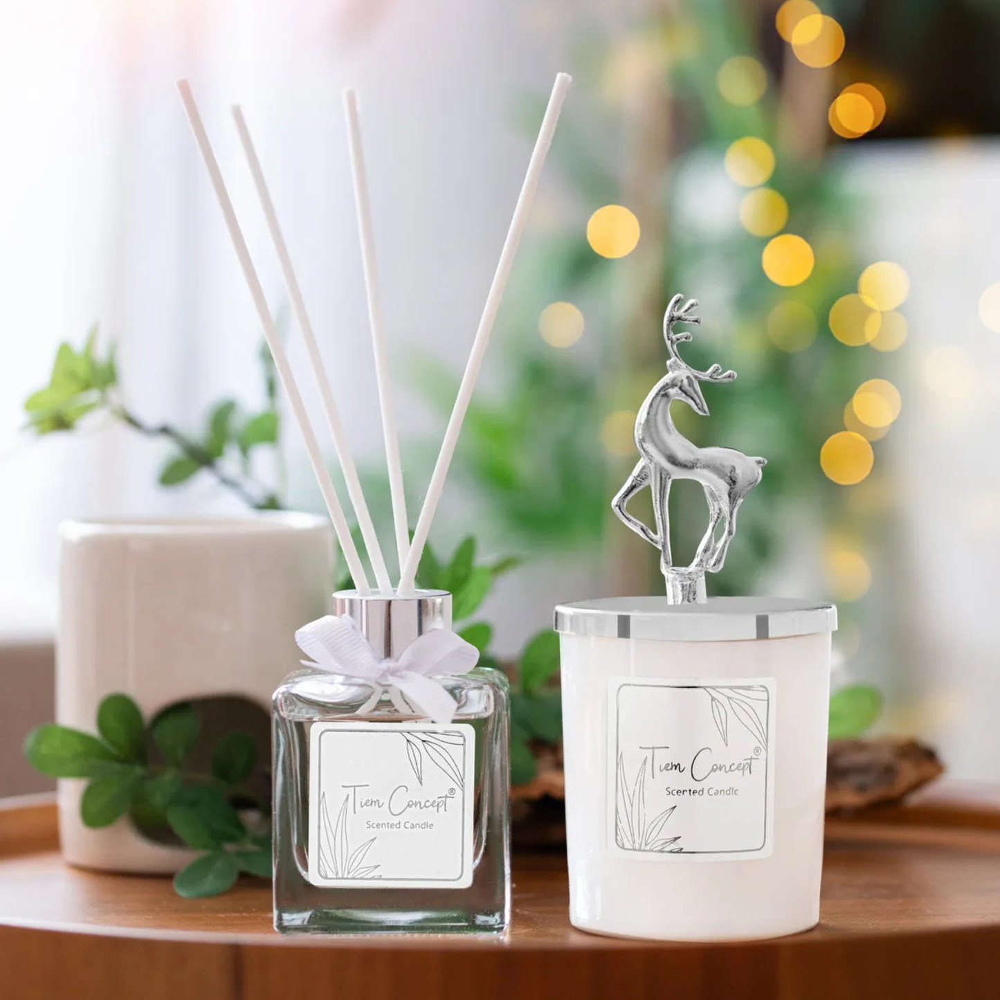 Geyik Başlıklı Gümüş Detaylı Çubuklu Oda Kokusu 100 ml ve Beyaz Bardak  Mum Seti