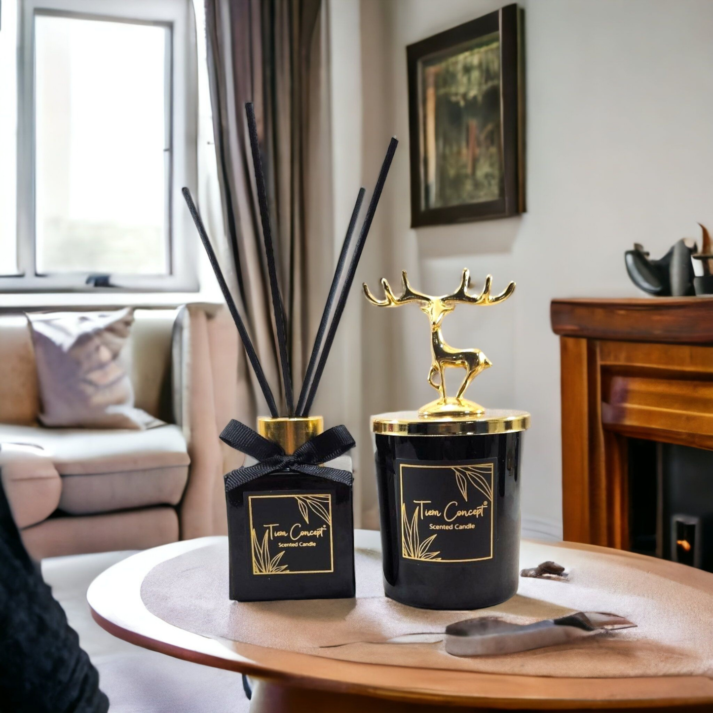 Geyik Başlıklı Gold Detaylı 100 ml Oda Kokusu Ve Siyah Mum Seti