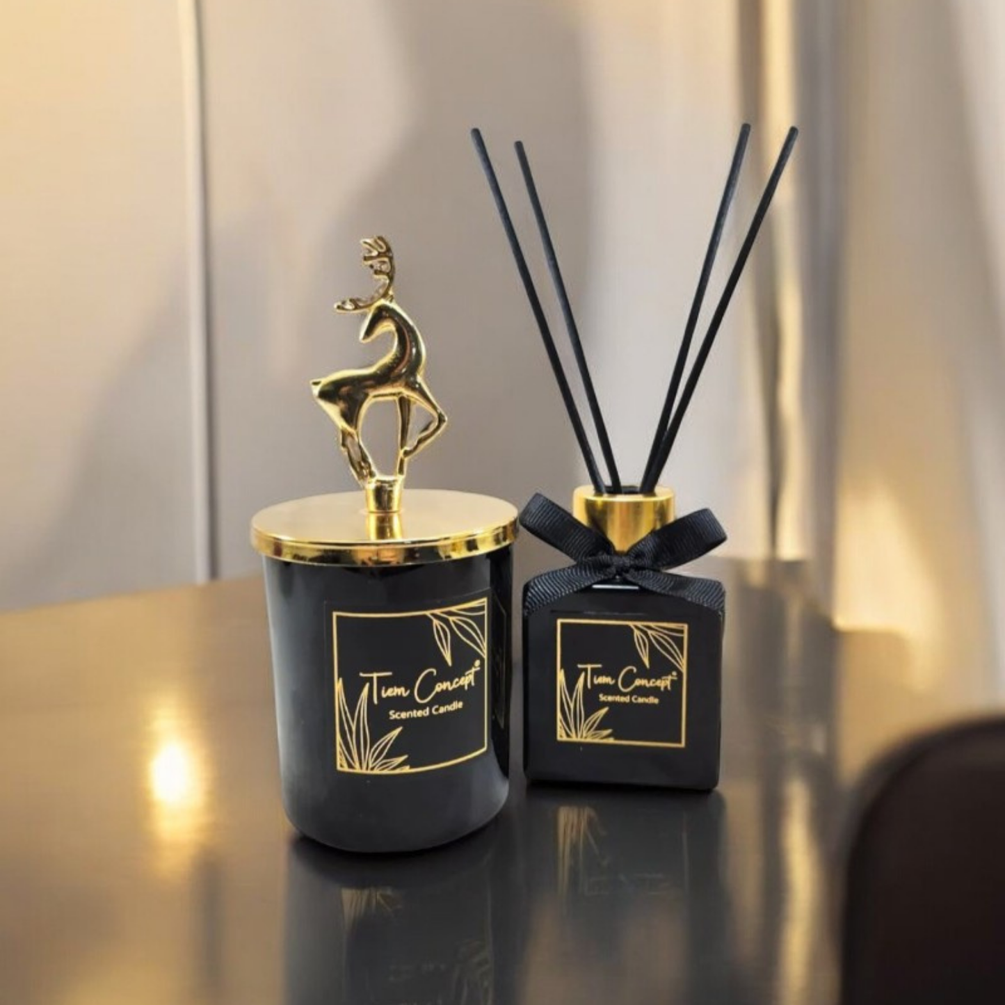 Geyik Başlık Detaylı 100 ml Oda Kokusu Ve Siyah Mum Seti