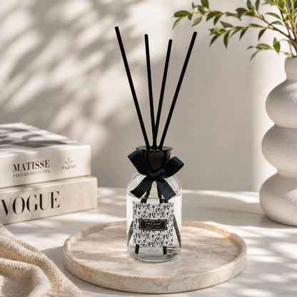 Vanilya Kokulu Oda Kokusu Seti - Çubuklu Oda Kokusu 100 ml ve Kokulu Kavanoz Mum 150g