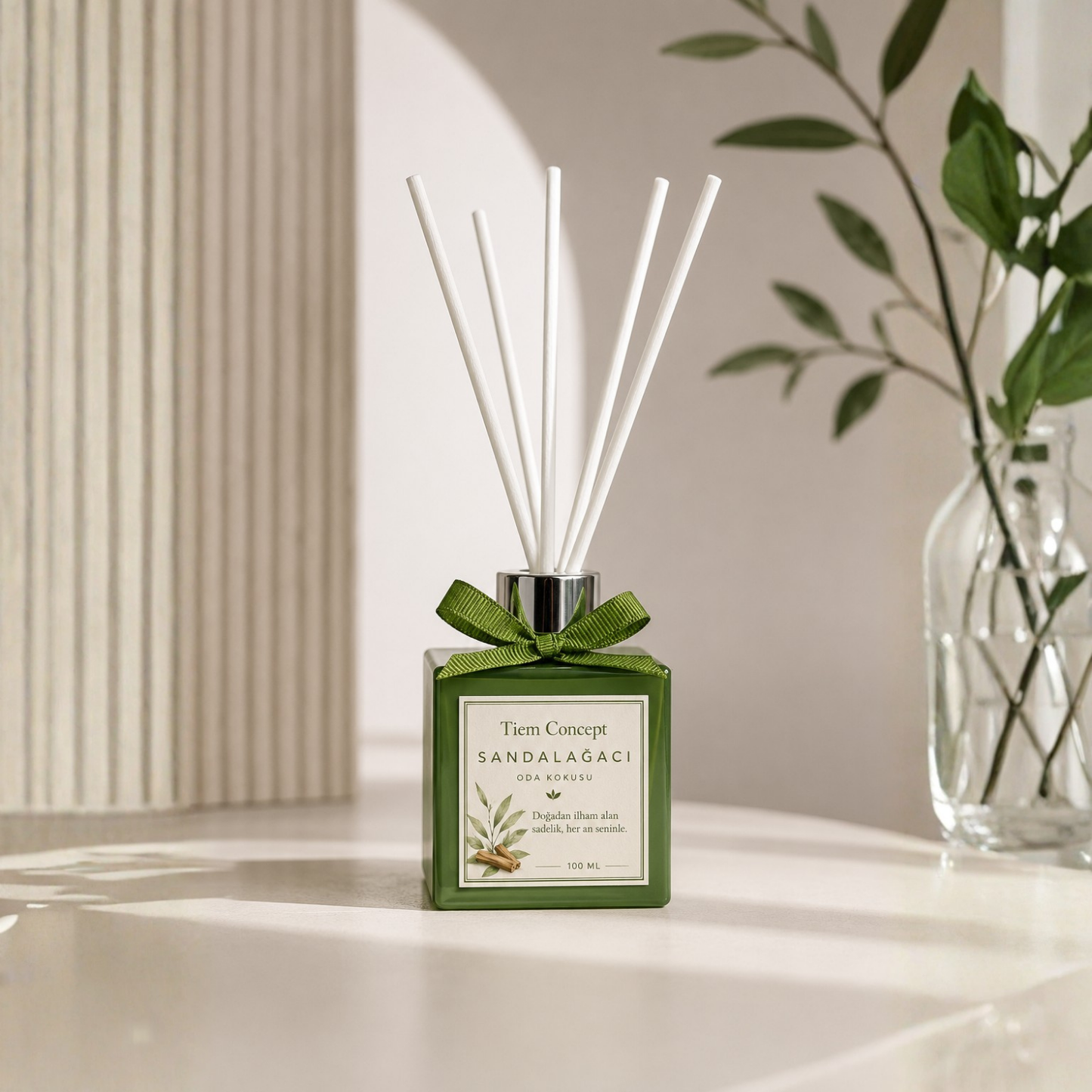 Dekoratif Vanilya Kokulu Yeşil Parlak Şişeli 100 ml Oda Kokusu