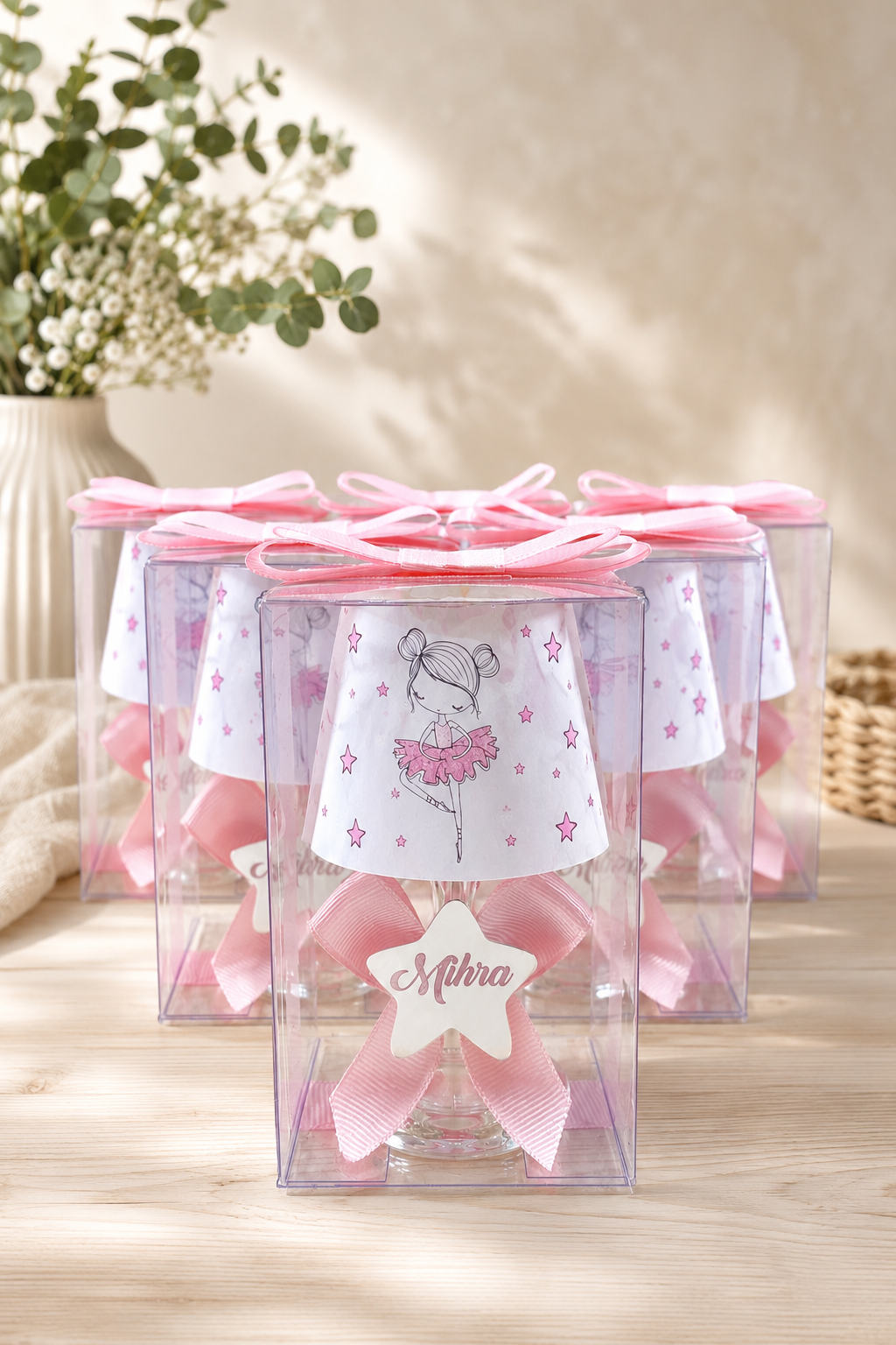 İsme Özel Bebek Hediyelik Kutulu Pembe Süslemeli Balerin Baskılı Abajur Mum