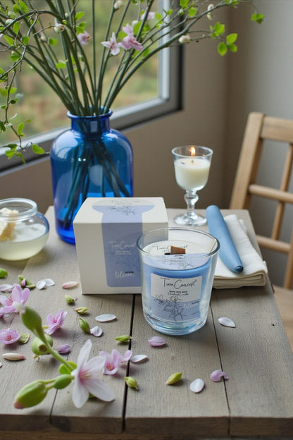 Lilyum Kokulu Soya Mum – %100 Doğal Soya Wax, Ahşap Fitilli, Cam Bardakta Dekoratif ve Hediyelik Mum
