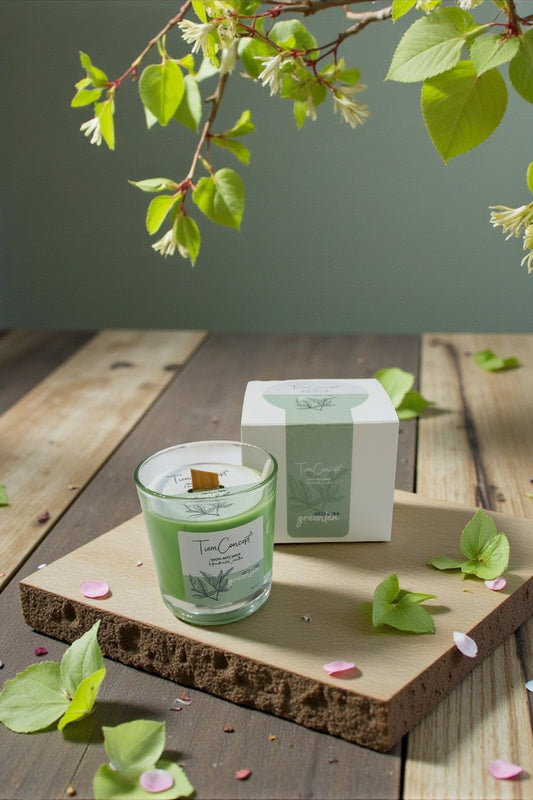 Yeşilçay Kokulu Ahşap Fitilli %100 Soya Mum - Şeffaf Bardak Yeşil Renkli Aromaterapi 150cc