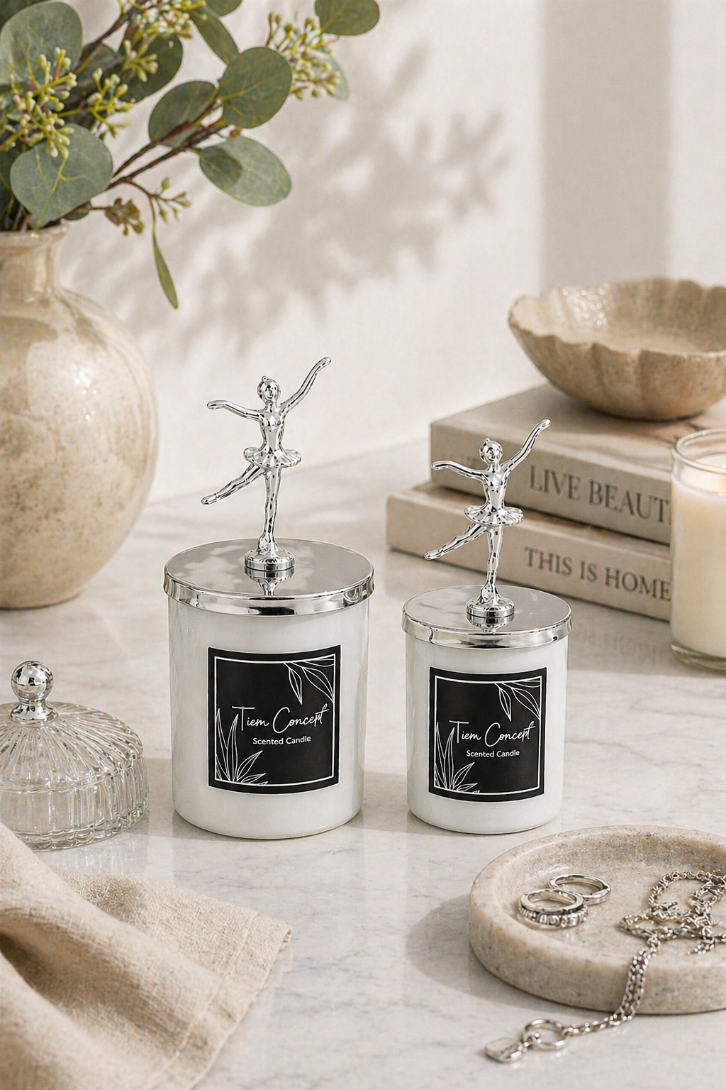 Tiem Concept Special Design Decorative Silver Ballerina Vanilla Scented 2-Piece White Glass Candle Set