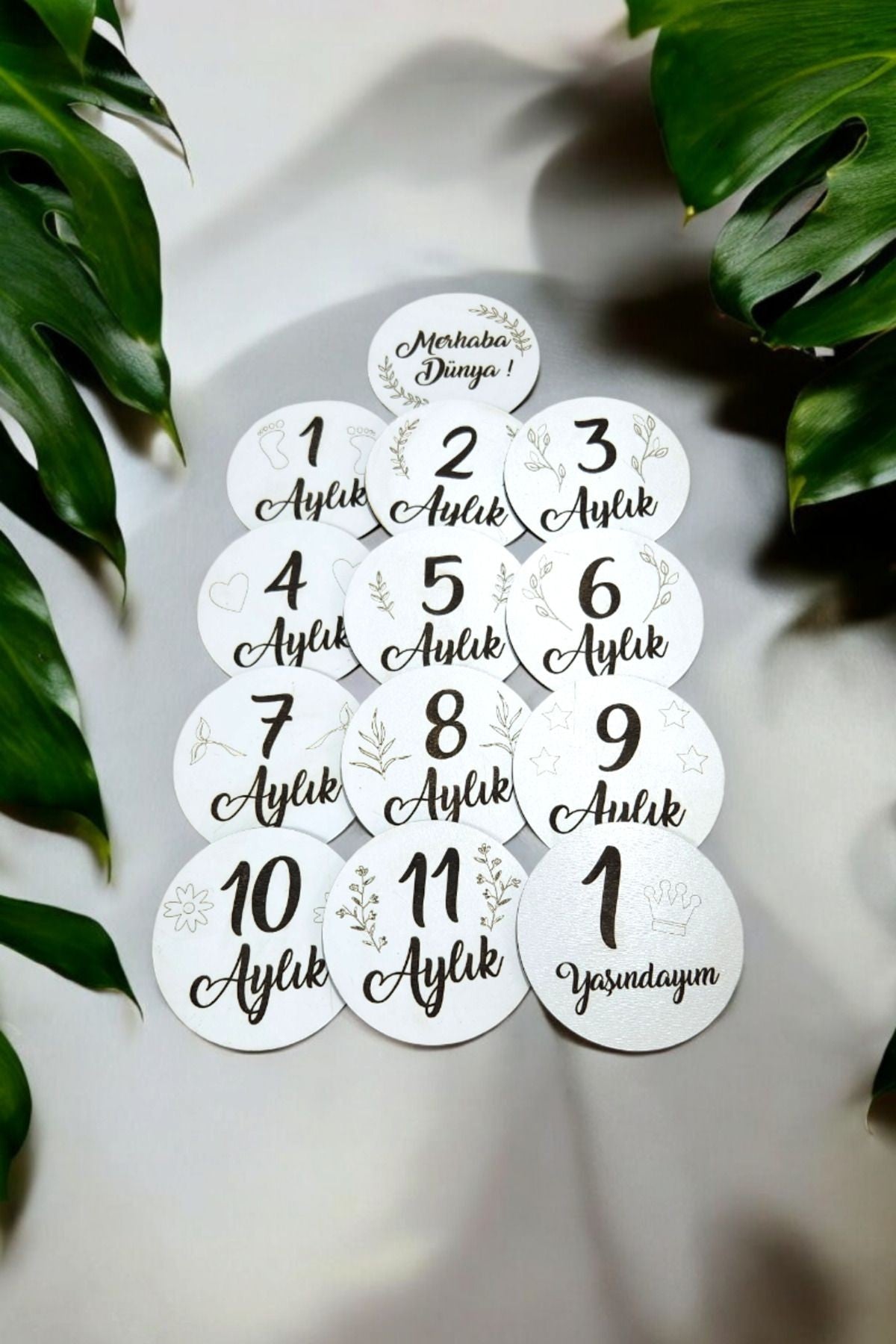 Turkish Monthly Record Set Wooden Baby Photo Cards 9 Cm 13 Pieces