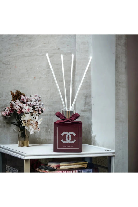 Decorative Vanilla Scented Burgundy Shiny Bottled 100 ml Room Fragrance