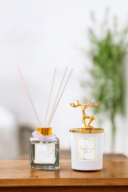 Geyik Başlıklı Gold Detaylı Çubuklu Oda Kokusu 100 ml ve Beyaz Bardak  Mum Seti