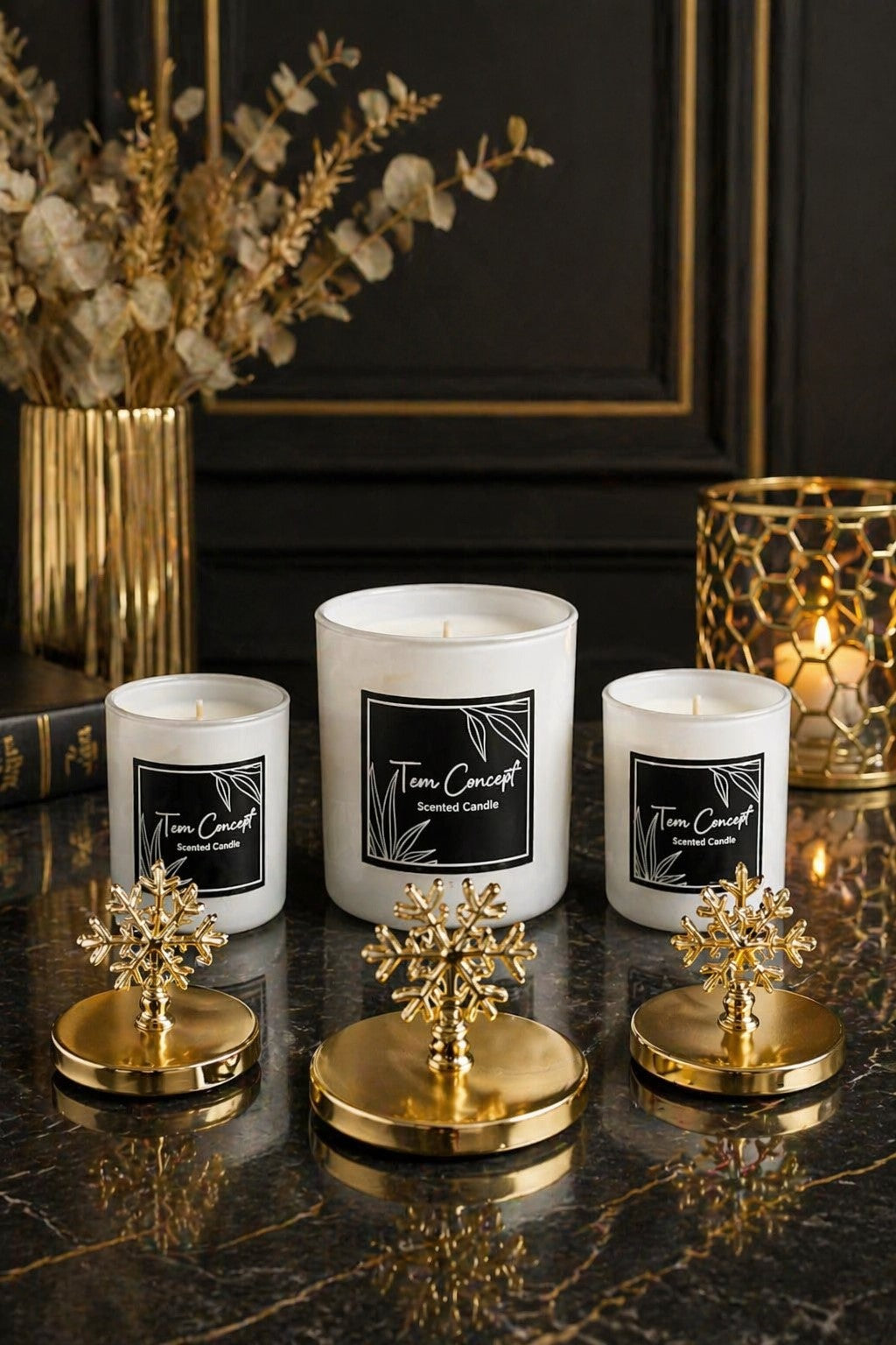 Tiem Concept Decorative Special Design Gold Cardboard Vanilla Scented 3-Piece White Glass Candle Set