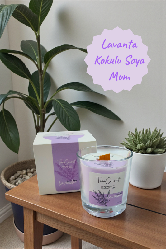 Lavanta Kokulu Ahşap Fitilli %100 Soya Mum - Şeffaf Bardak Lila Renkli Aromaterapi 150cc